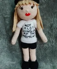 Muñeca personalizada tejido a crochet