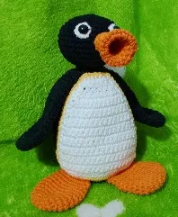 Pingüino travieso tejido a crochet
